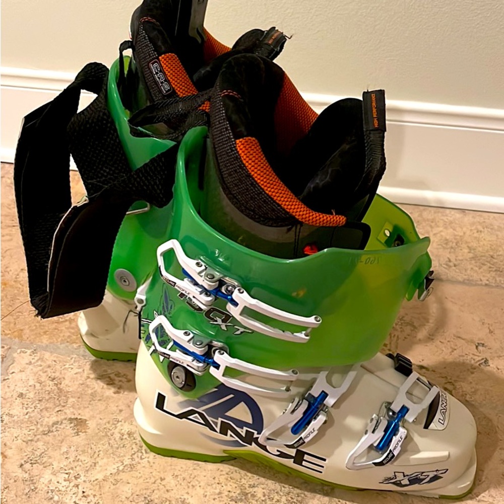 LANGE XT 130 LV Backcountry Ski Boots Men's MP